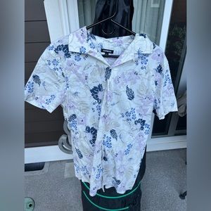 Express Men’s Slim Floral Stretch Cotton Short Sleeve Shirt